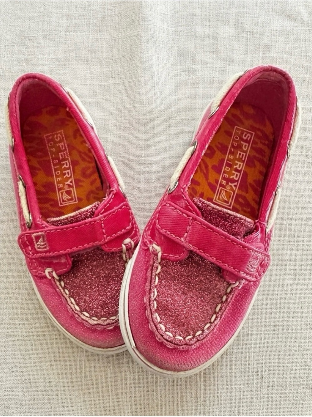 Sperry Topsider Hot Pink Glitter Y2K Toddler shoes